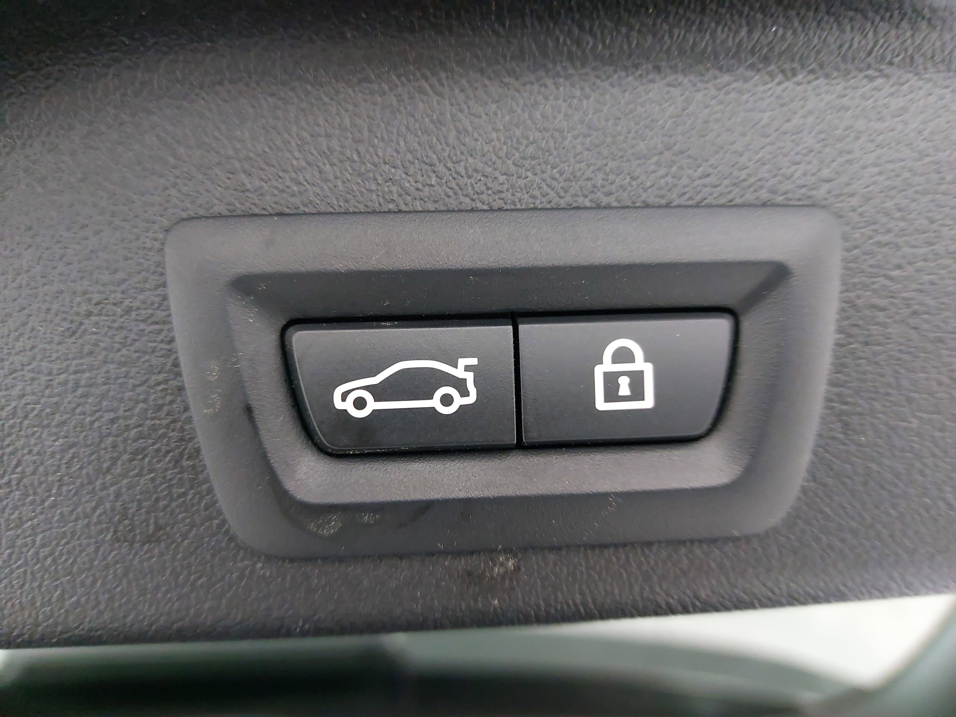 Used 2020 BMW X5 sDrive40i w/ Convenience Package image 15