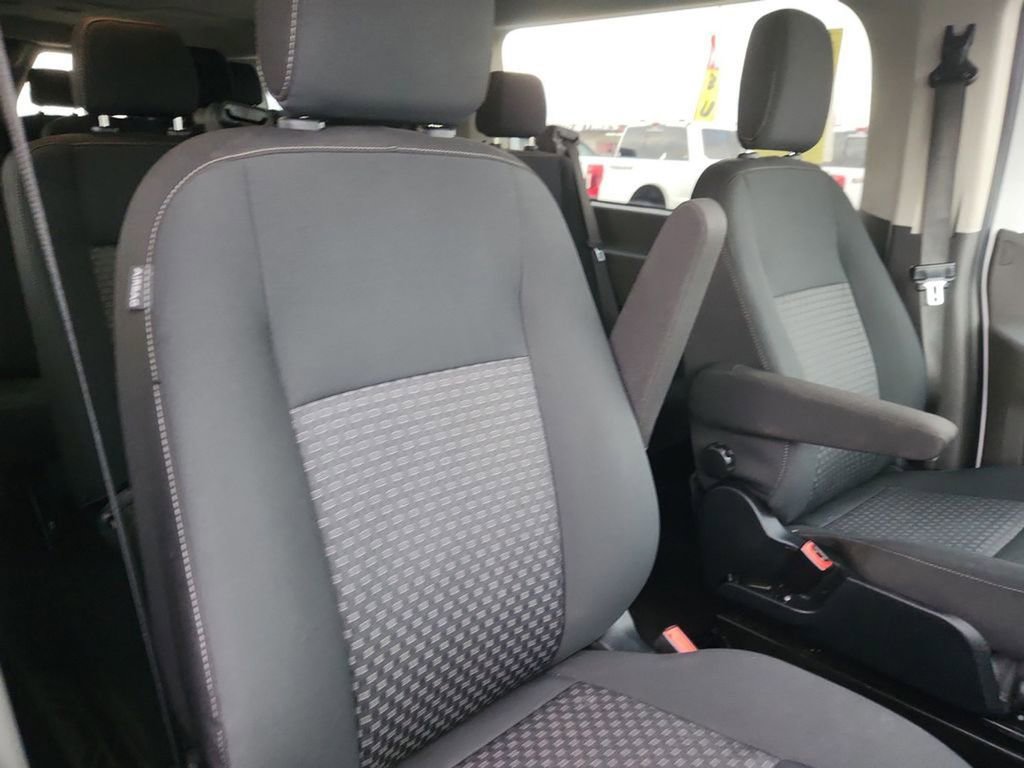 Used 2023 Ford Transit 350 XL image 19