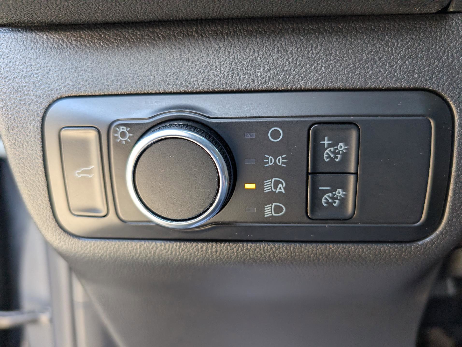 Used 2024 Ford Escape ST-Line image 19