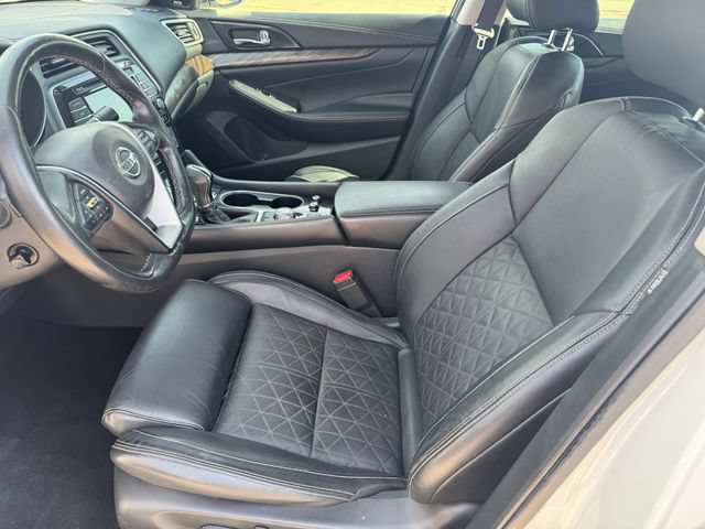 Used 2017 Nissan Maxima Platinum FWD image 3