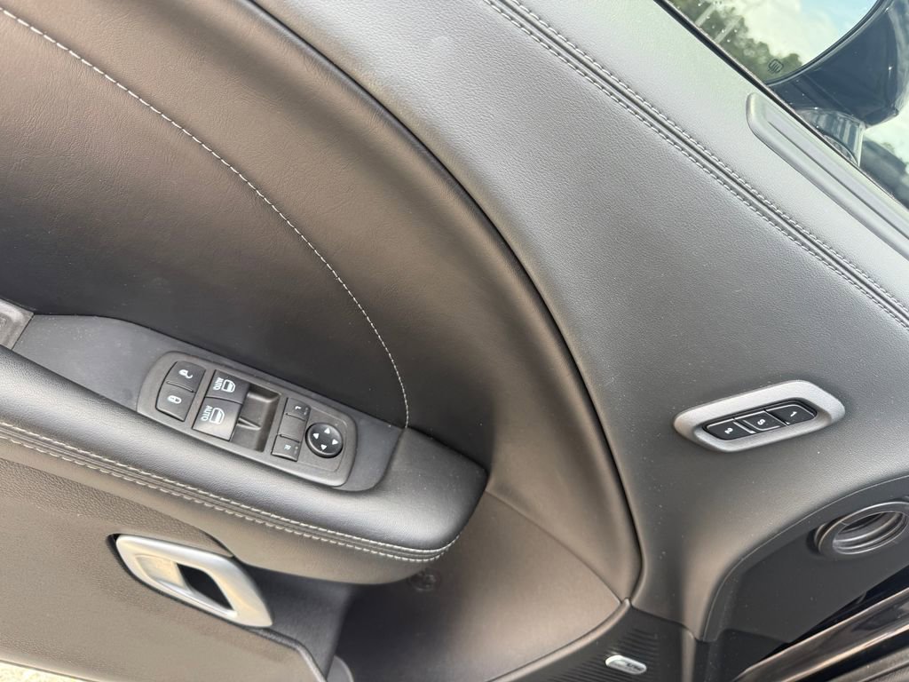 Used 2021 Dodge Challenger R/T Scat Pack RWD image 6