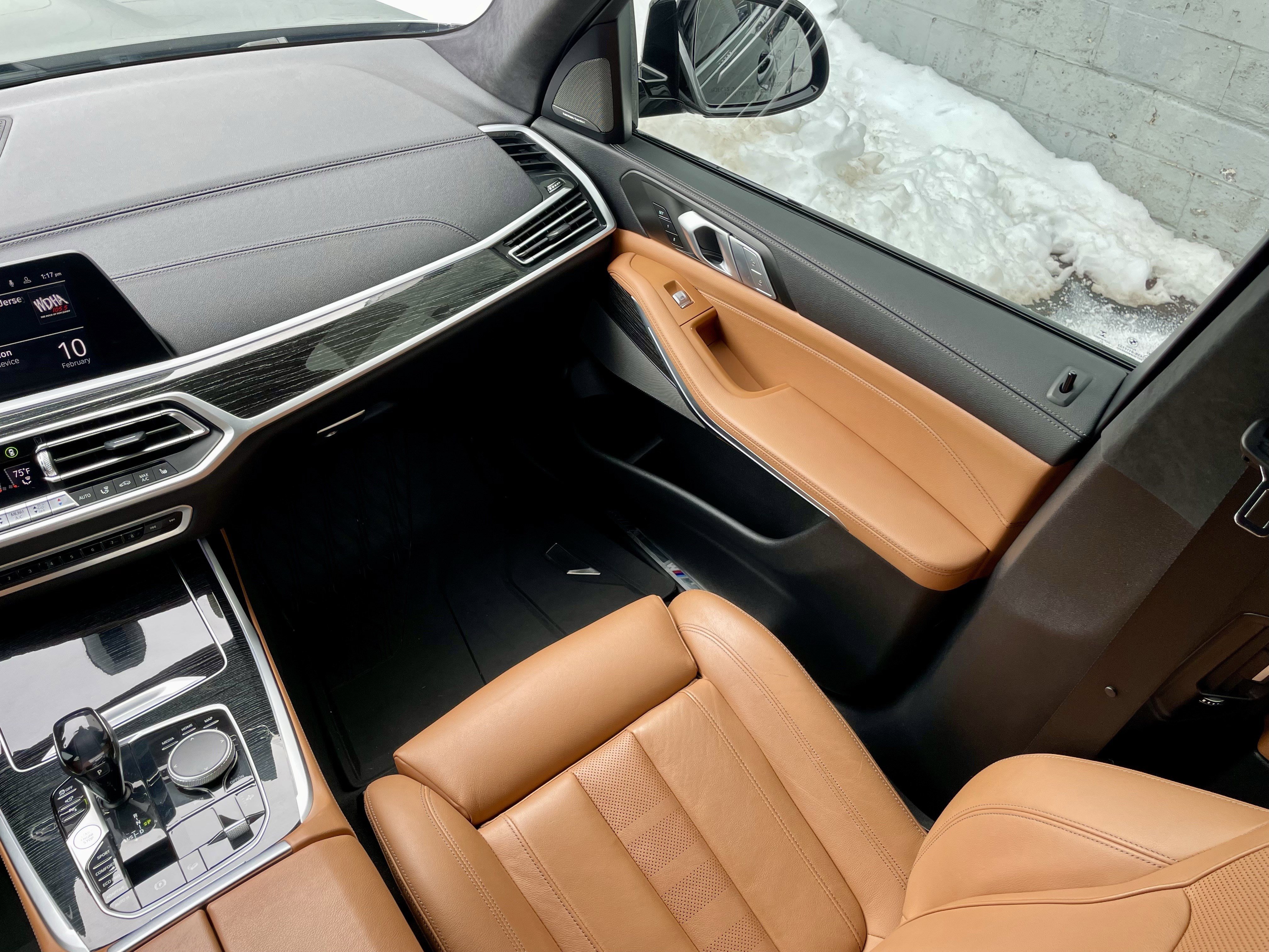 Used 2021 BMW X7 xDrive40i w/ M Sport Package image 18