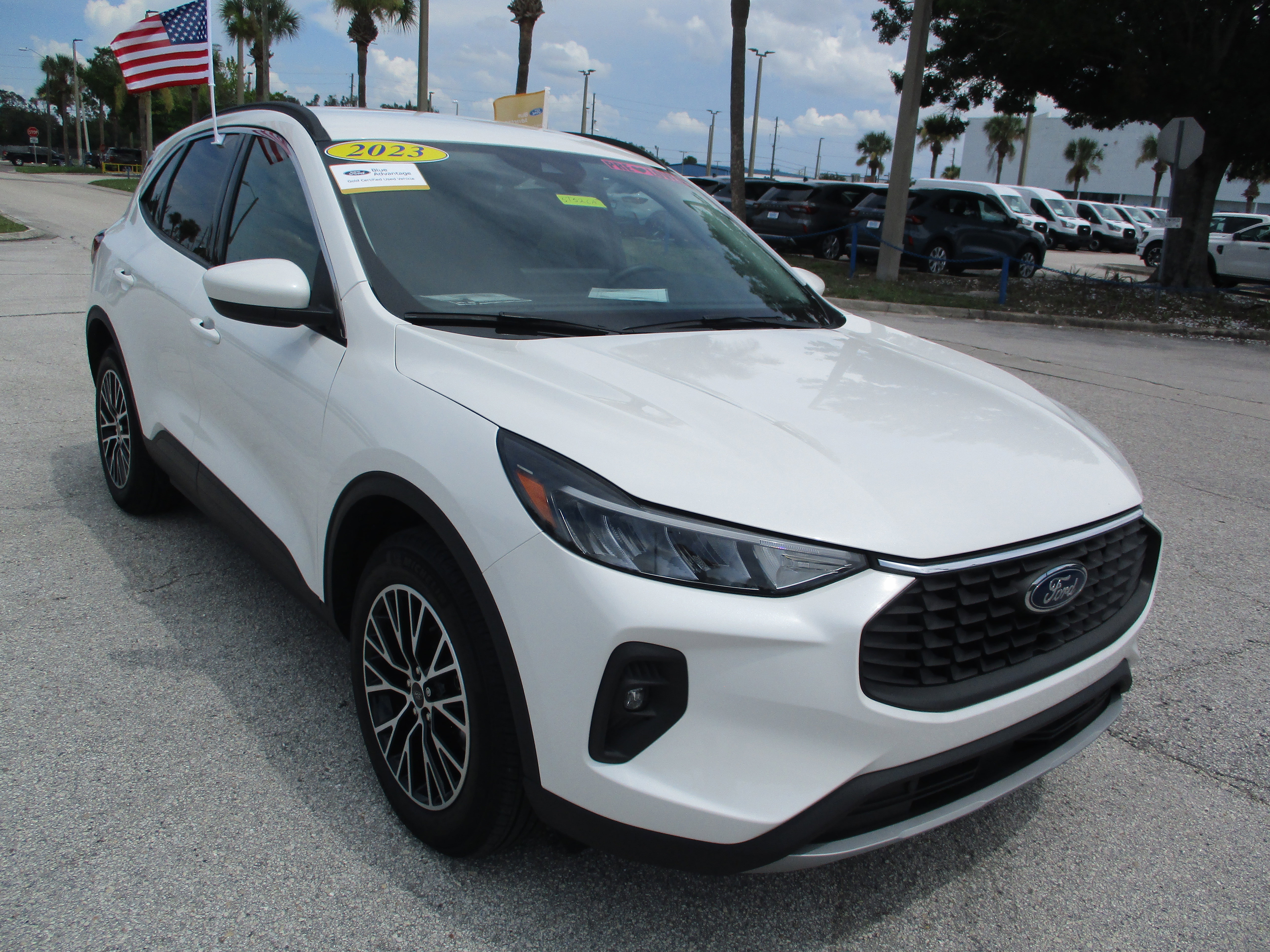 Certified 2023 Ford Escape SE