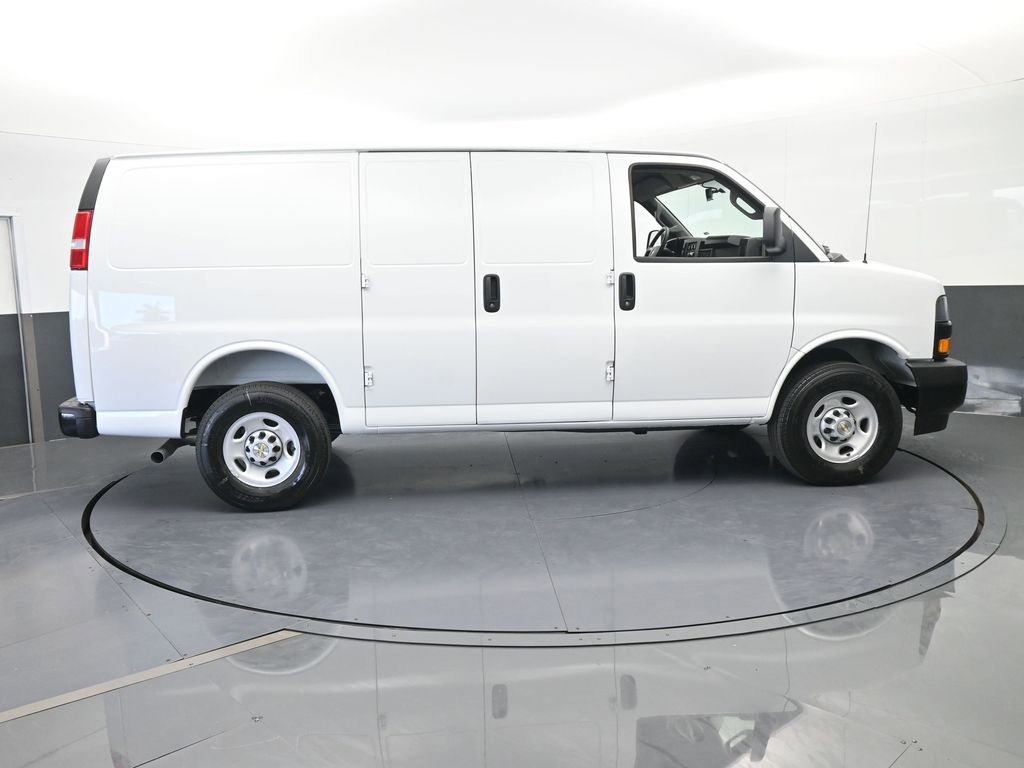 New 2025 Chevrolet Express 2500 w/ Driver Convenience Package image 7