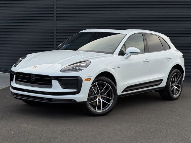 New 2026 Porsche Macan video 1