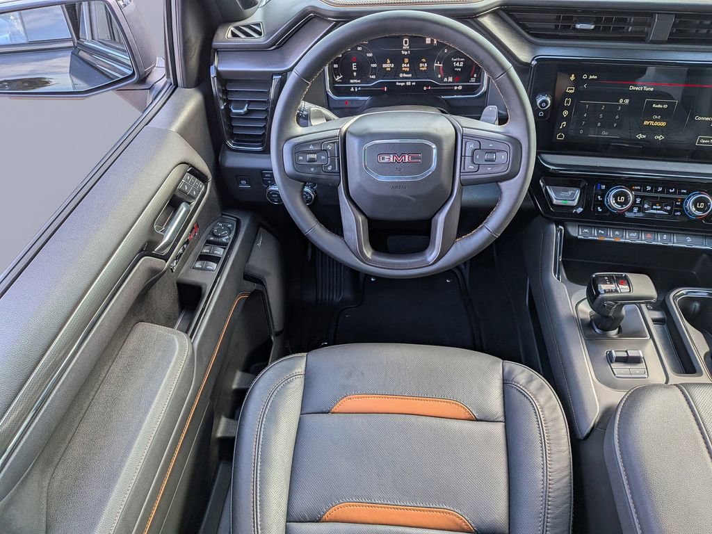Used 2025 GMC Sierra 1500 AT4 image 16