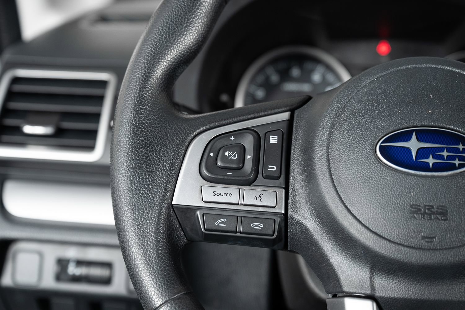 Used 2018 Subaru Forester 2.5i w/ Alloy Wheel Package image 29