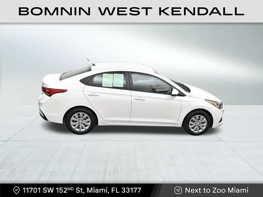 Used 2022 Hyundai Accent SE image 17