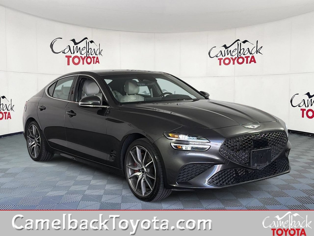 Used 2025 Genesis G70 2.5T AWD/4WD image 1