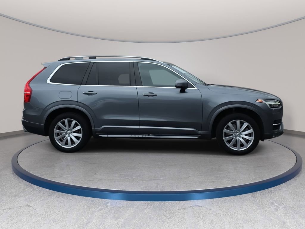 Used 2016 Volvo XC90 T6 Momentum w/ Protection Package Plus AWD/4WD image 5