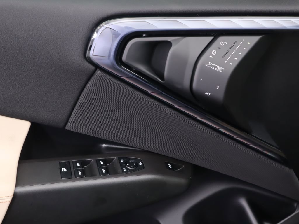 Certified 2025 BMW X3 xDrive30i w/ Premium Package image 25