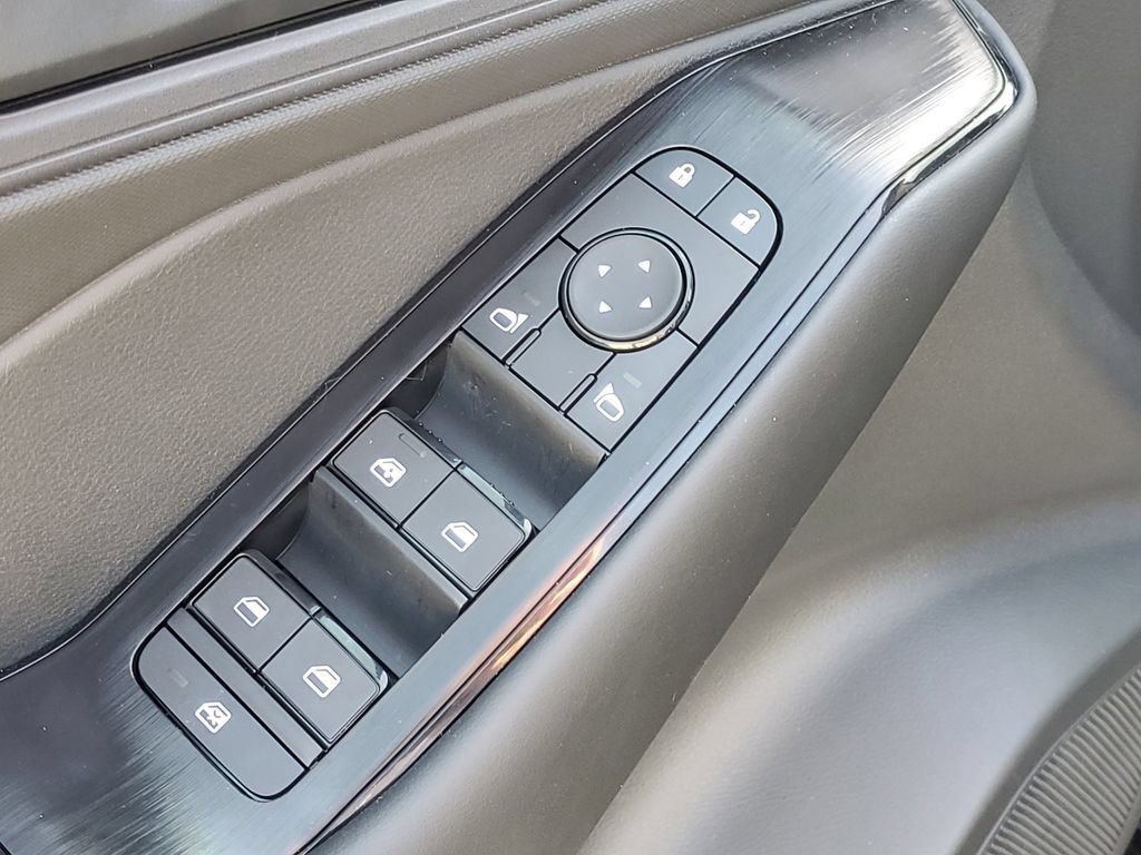 New 2026 Nissan Rogue S FWD image 19