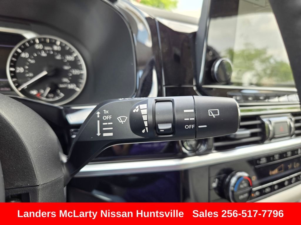 Used 2025 Nissan Pathfinder SL w/ SL Premium Package FWD image 25
