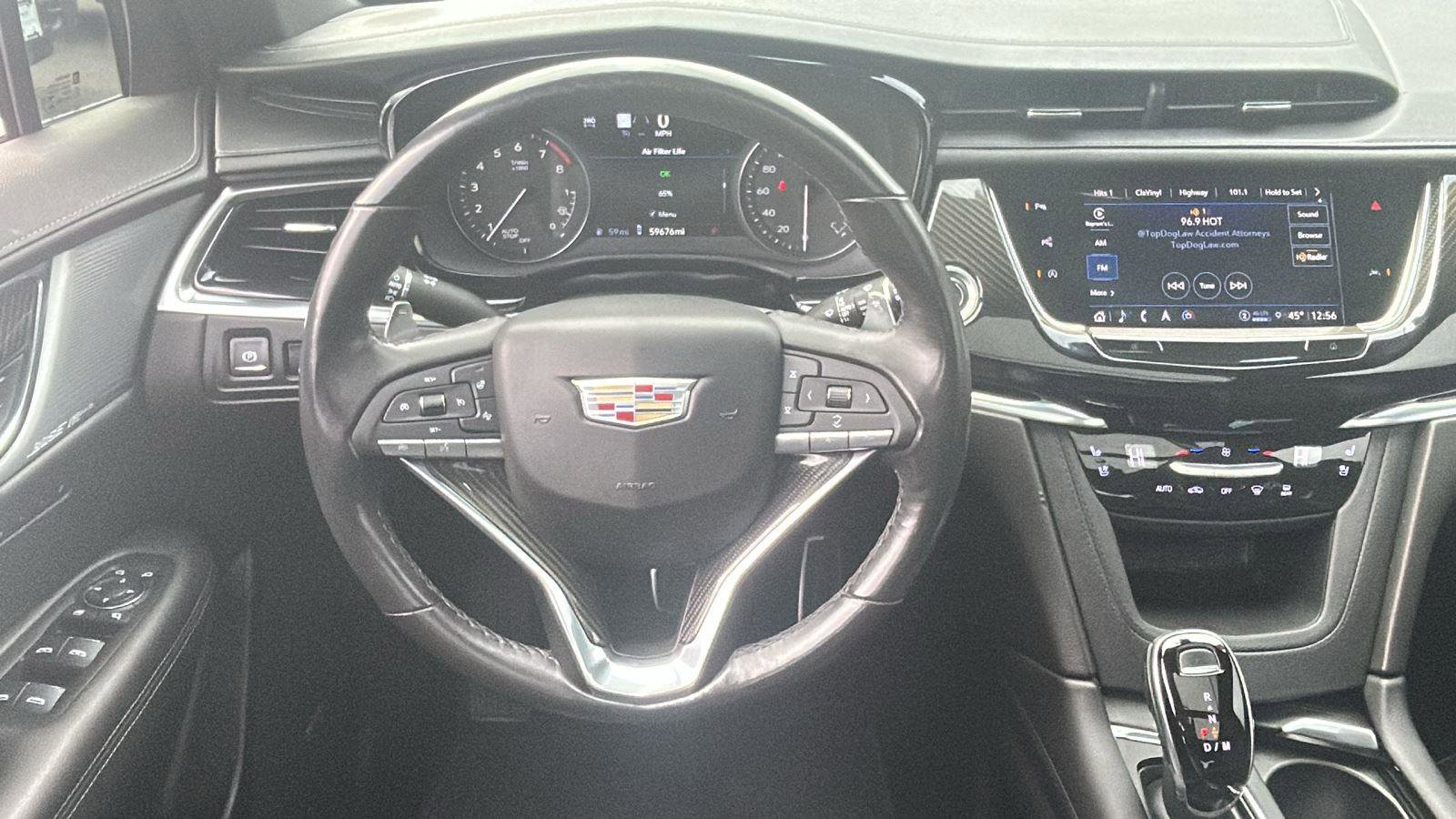 Used 2022 Cadillac XT6 Sport w/ Technology Package image 14