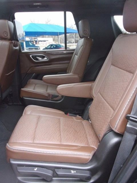 Used 2021 Chevrolet Tahoe High Country w/ Premium Package image 33