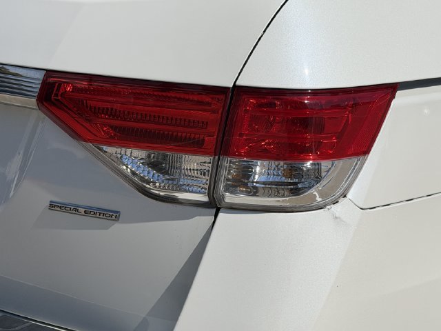 Used 2017 Honda Odyssey SE image 7