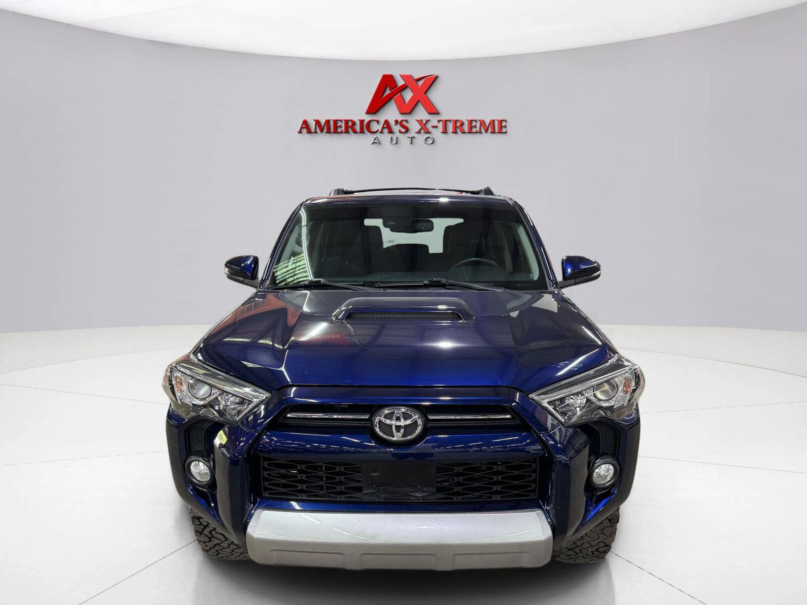 Used 2020 Toyota 4Runner TRD Off-Road Premium w/ Moonroof Package AWD/4WD image 3