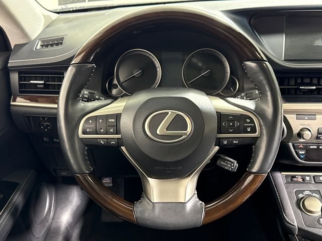 Used 2017 Lexus ES 350 image 8
