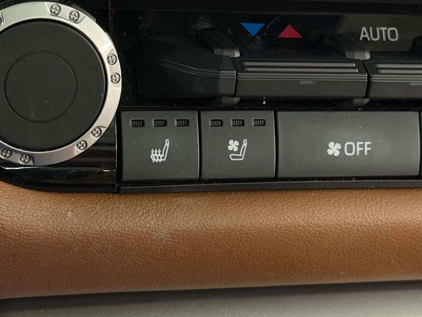Used 2024 Toyota Tundra 1794 Edition AWD/4WD image 29