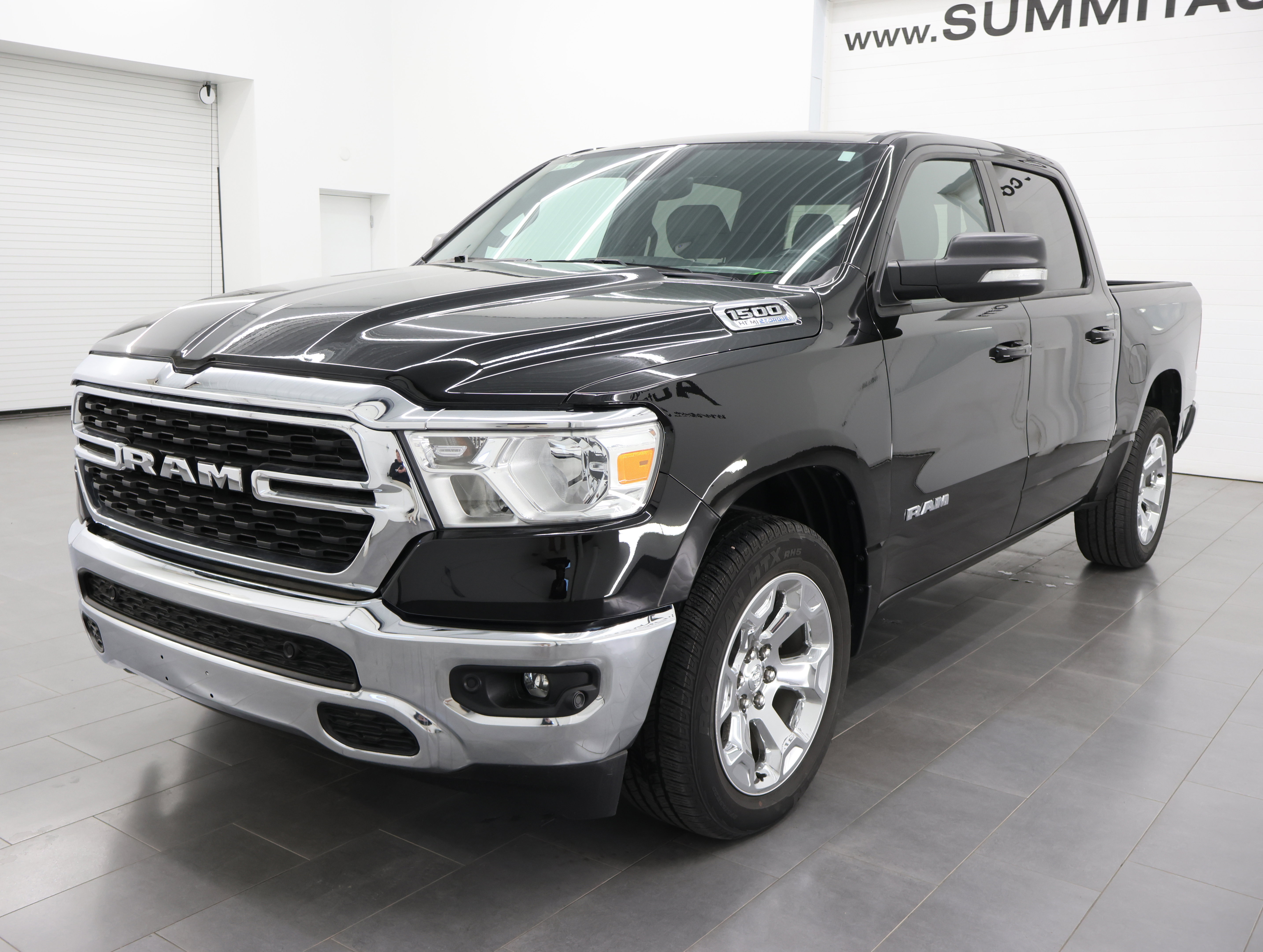 Used 2022 RAM 1500 Big Horn AWD/4WD image 7