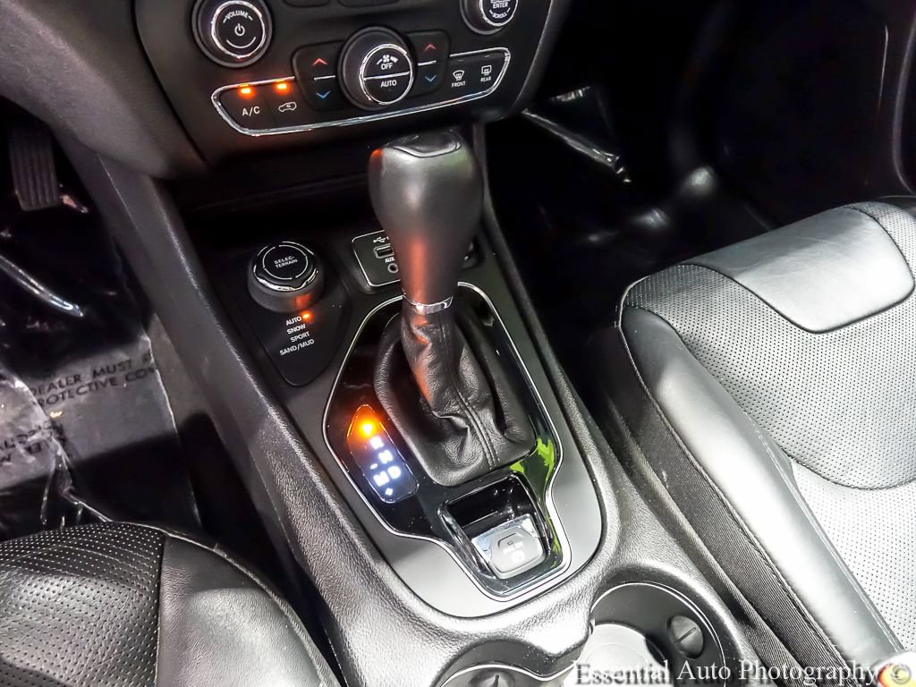 Used 2021 Jeep Cherokee Limited AWD/4WD image 23
