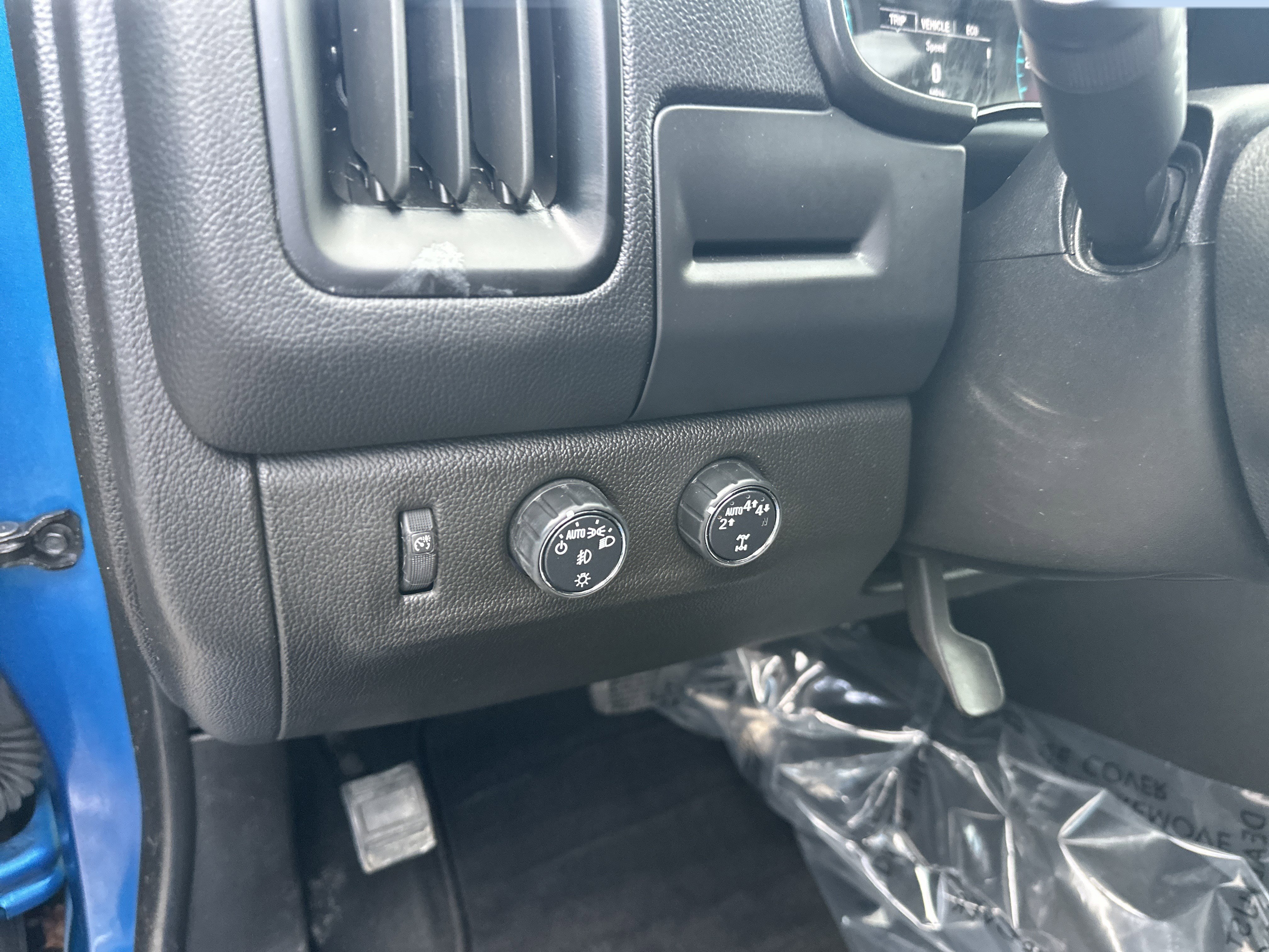 Certified 2022 Chevrolet Colorado LT w/ LT Convenience Package image 10