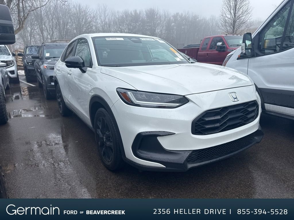 Used 2024 Honda HR-V Sport image 2