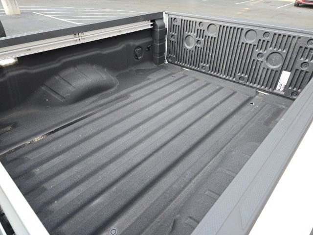 Used 2023 Nissan Frontier SV w/ Technology Package AWD/4WD image 13