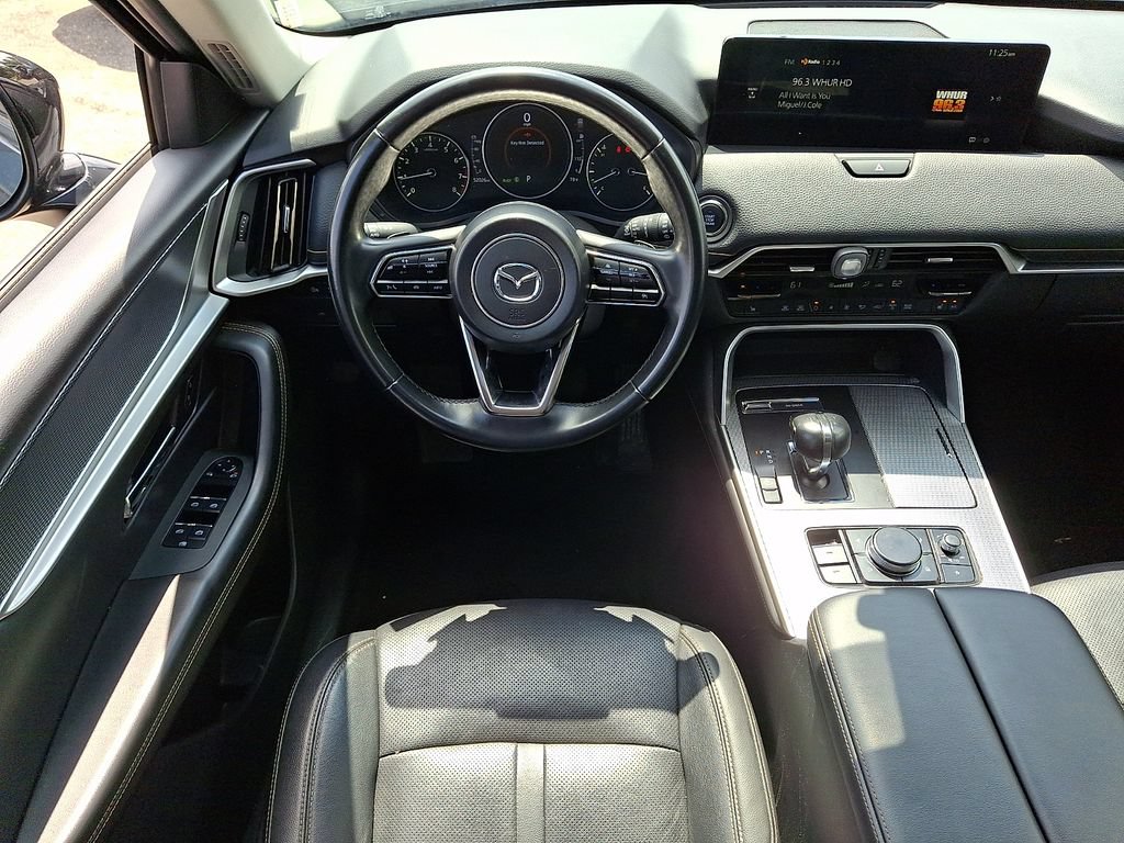 Used 2025 MAZDA CX-70 3.3 Turbo w/ Preferred Package AWD/4WD image 11