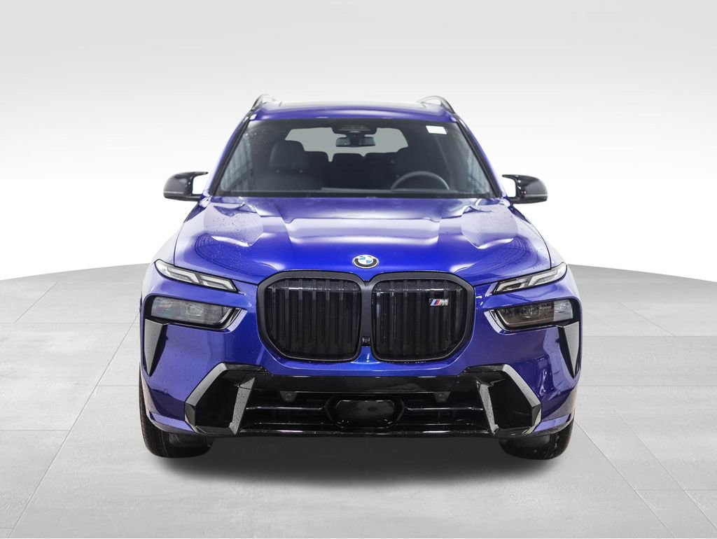 Used 2025 BMW X7 M60i image 8
