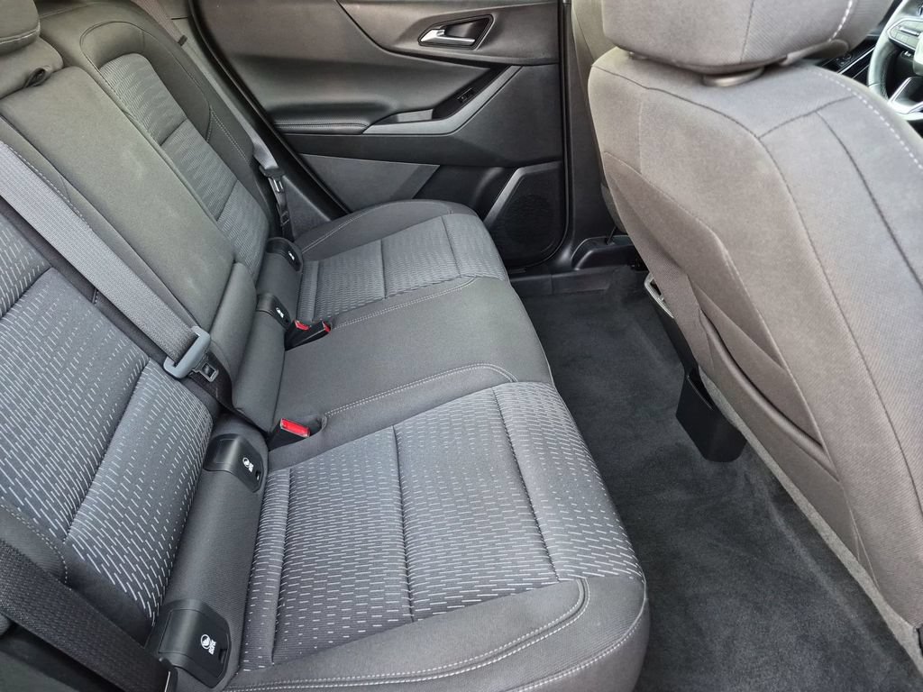 Used 2026 Chevrolet Equinox LT AWD/4WD image 31