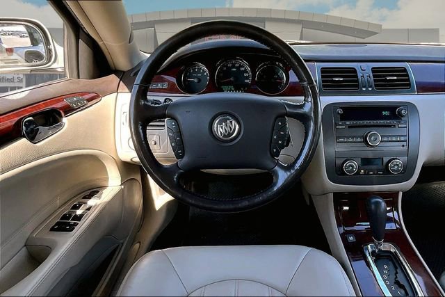 Used 2007 Buick Lucerne CXL w/ Luxury Package FWD image 5