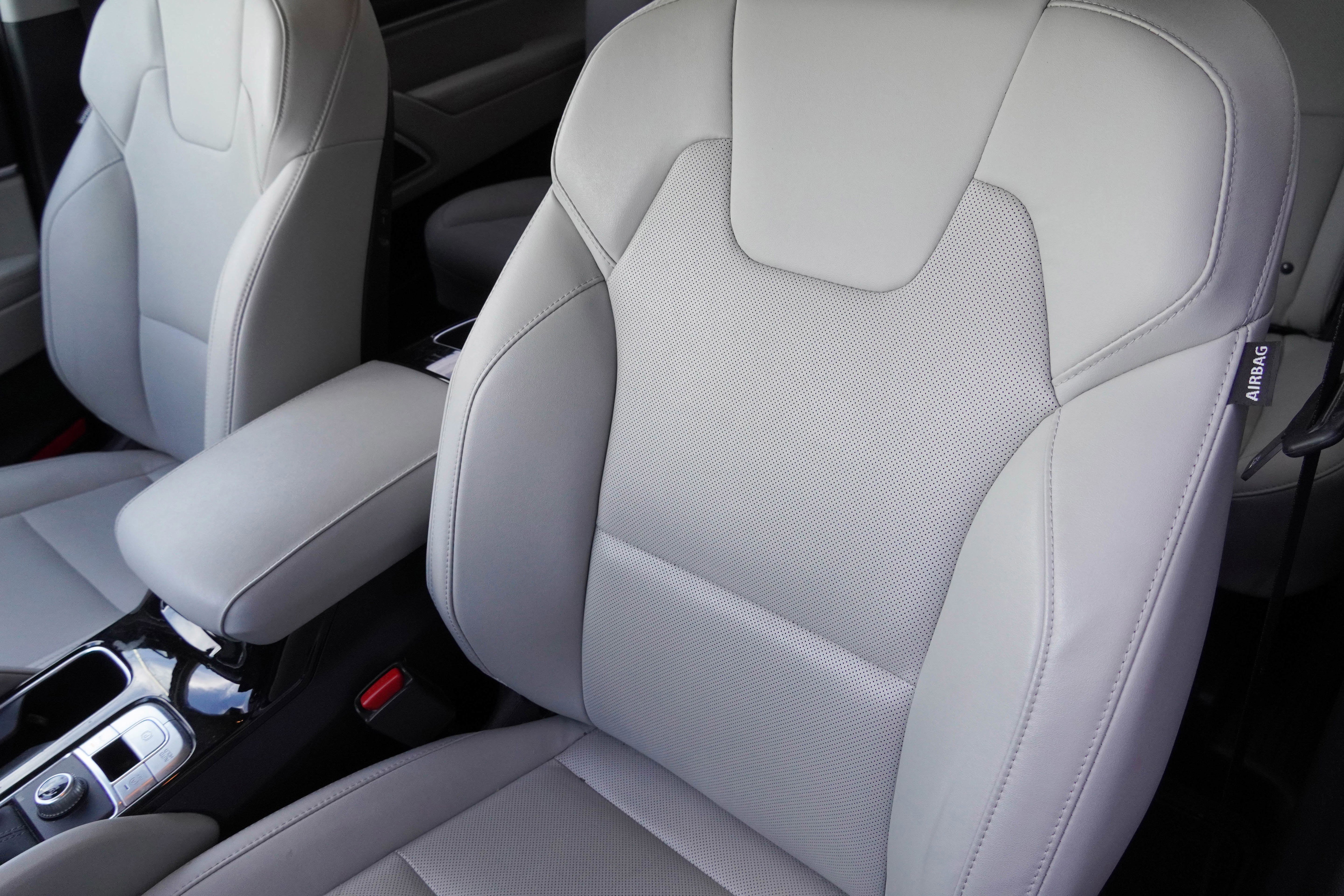 Used 2023 Kia Telluride S FWD image 14
