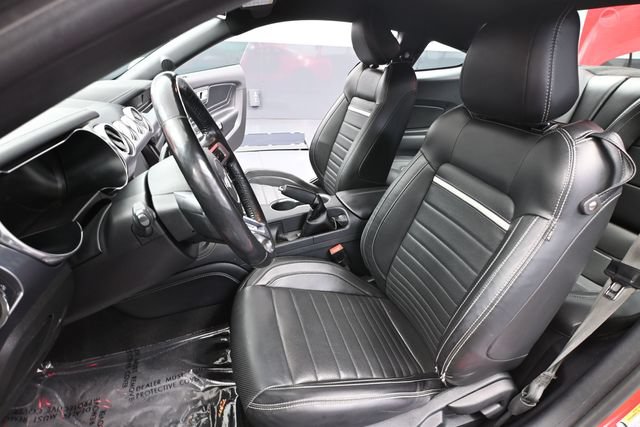 Used 2022 Ford Mustang Mach 1 w/ Mach 1 Handling Package RWD image 18