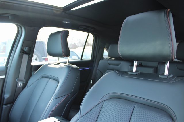 Used 2024 Jeep Wagoneer Launch Edition image 15