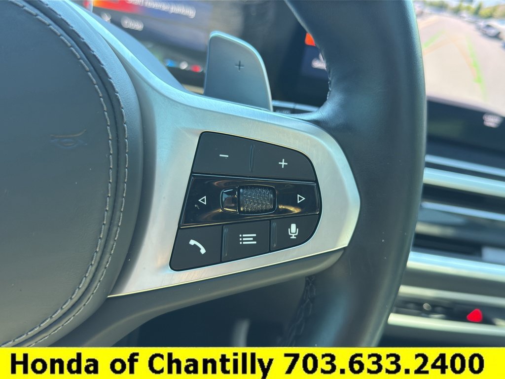 Used 2023 BMW X7 xDrive40i w/ M Sport Package AWD/4WD image 13