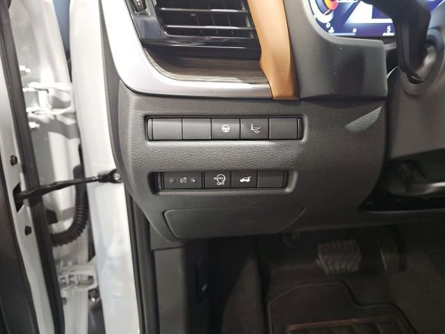 New 2026 Nissan Rogue Platinum AWD/4WD image 12