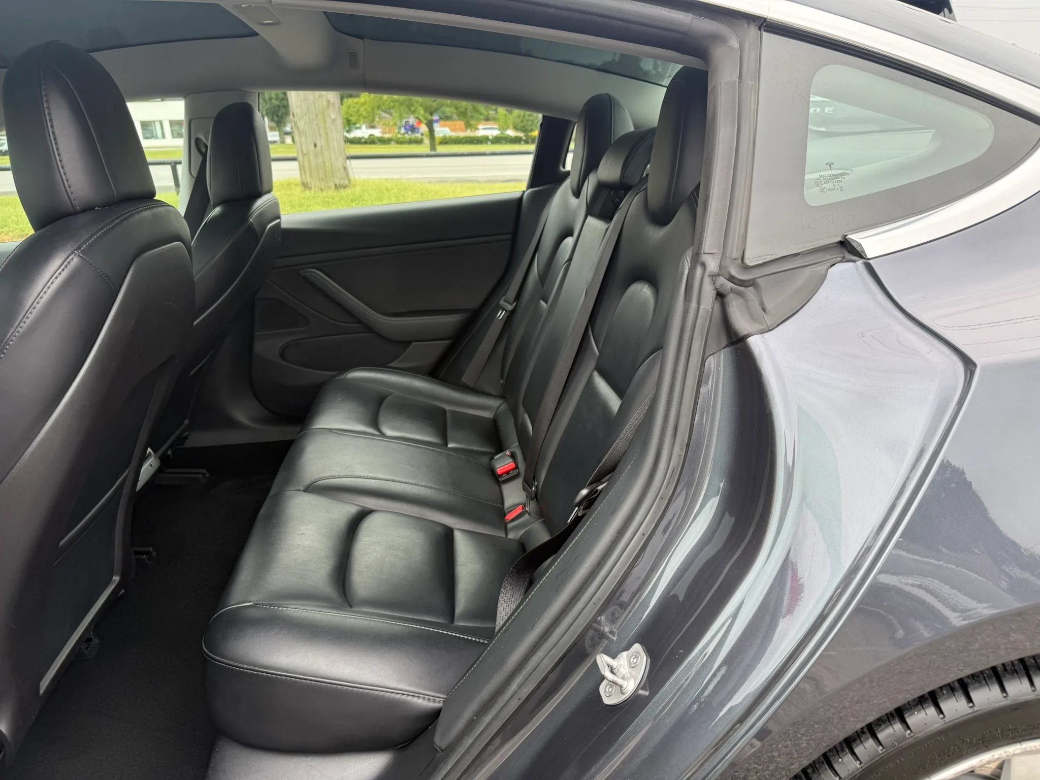 Used 2018 Tesla Model 3 Performance AWD/4WD image 12