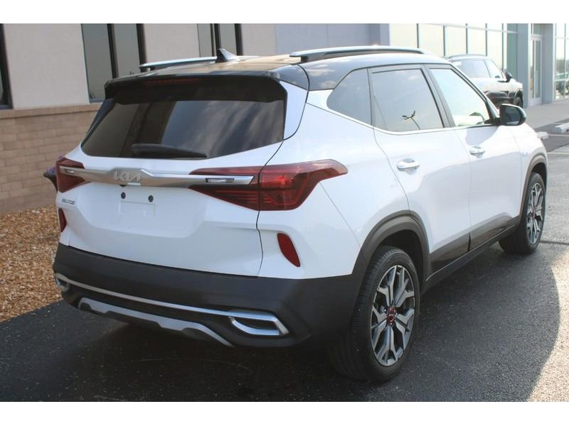 Used 2023 Kia Seltos SX AWD/4WD image 3