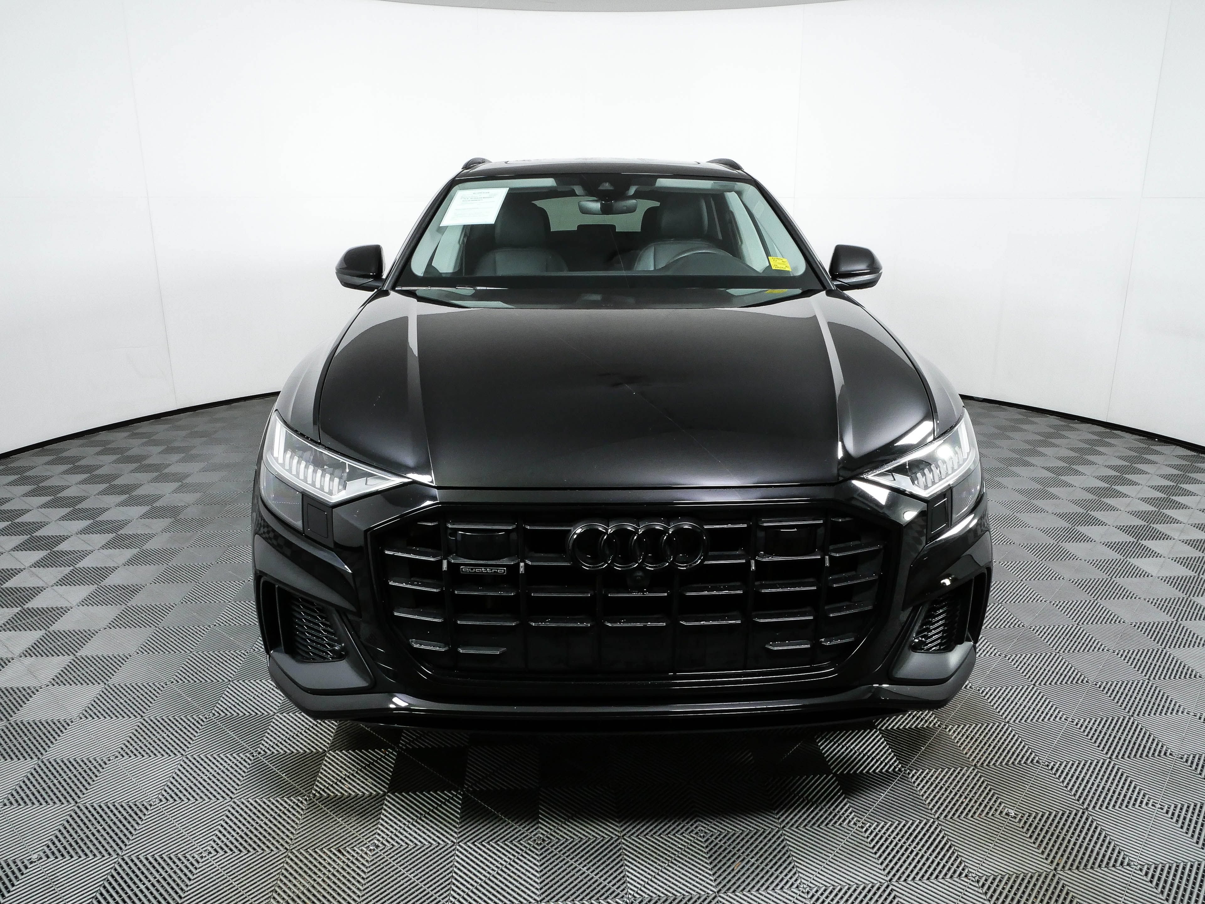 Used 2023 Audi Q8 Premium Plus w/ Premium Plus Package AWD/4WD image 28