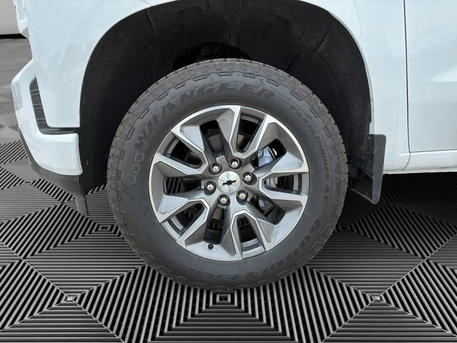 Used 2022 Chevrolet Silverado 1500 RST w/ Safety Package AWD/4WD image 9