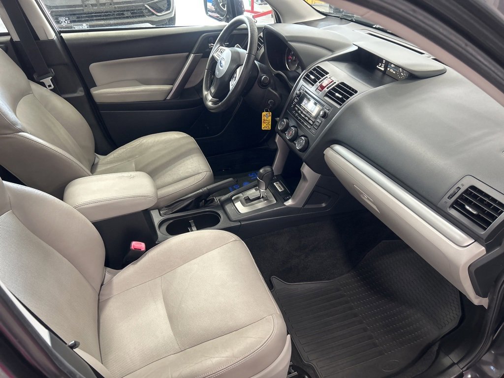 Used 2015 Subaru Forester 2.5i Limited w/ Protection Package #2 image 32