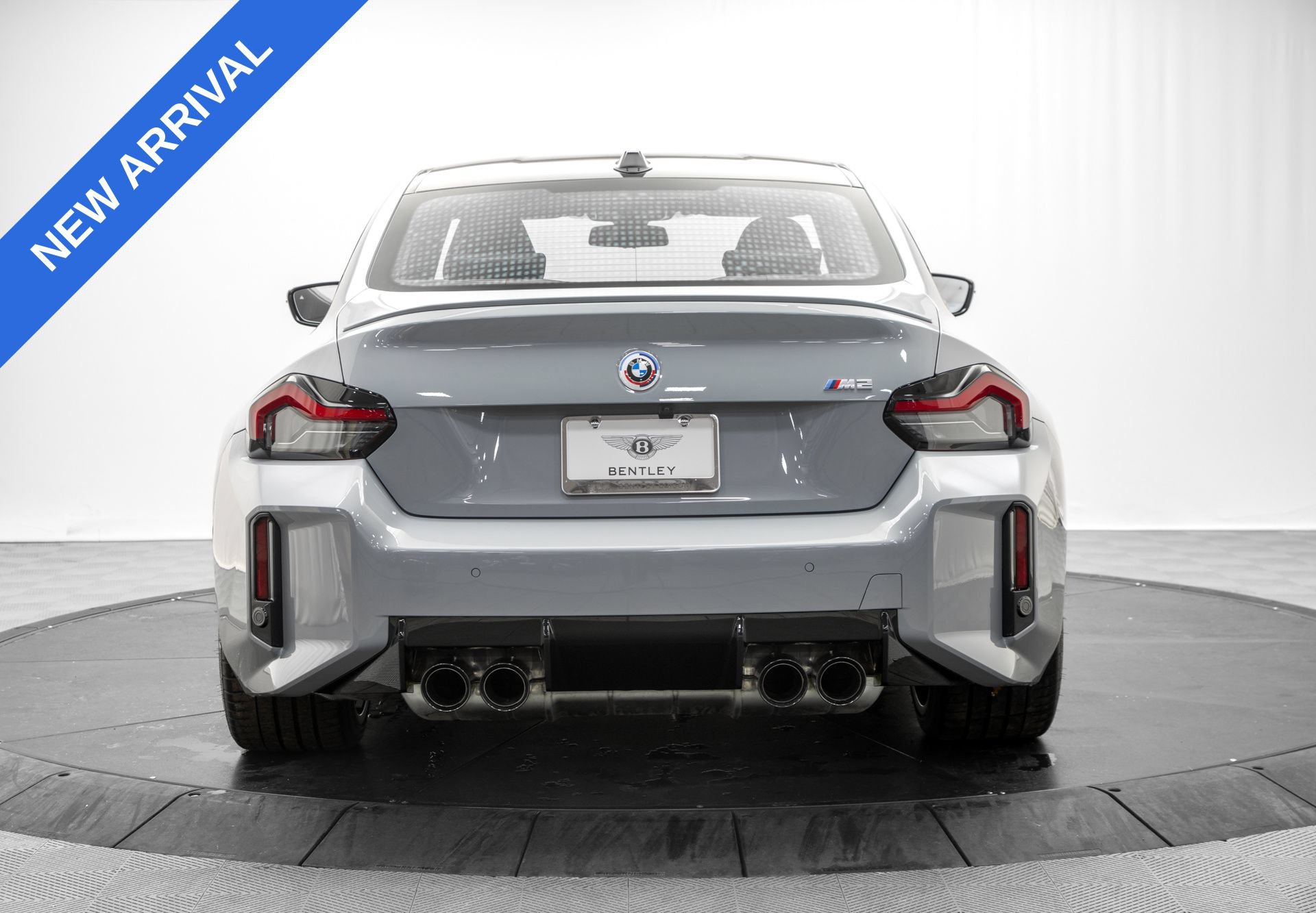 Used 2023 BMW M2 w/ Lighting Package RWD image 6