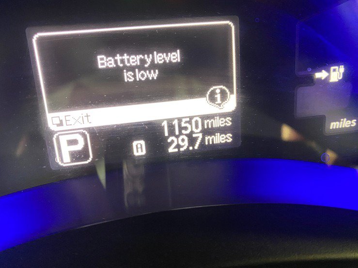 Used 2013 Nissan Leaf SV w/ LED & Quick Charge Pkg FWD image 25