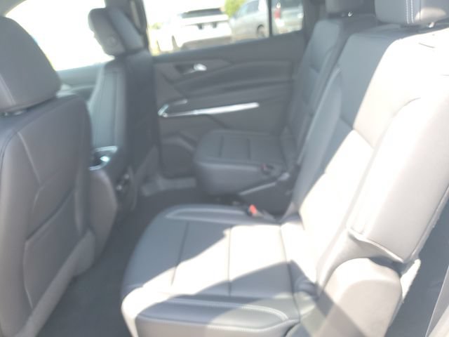 New 2027 Chevrolet Traverse LT w/ Driver Confidence Package FWD image 13