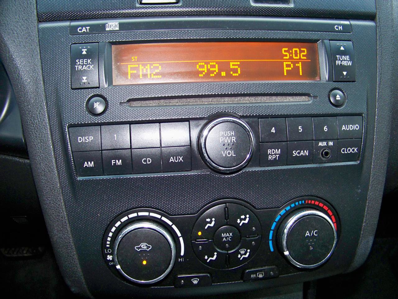 Used 2011 Nissan Altima 2.5 S FWD image 22