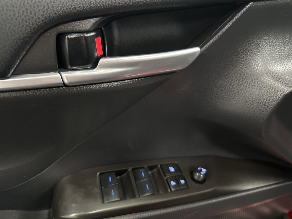 Used 2023 Toyota Camry LE AWD/4WD image 18