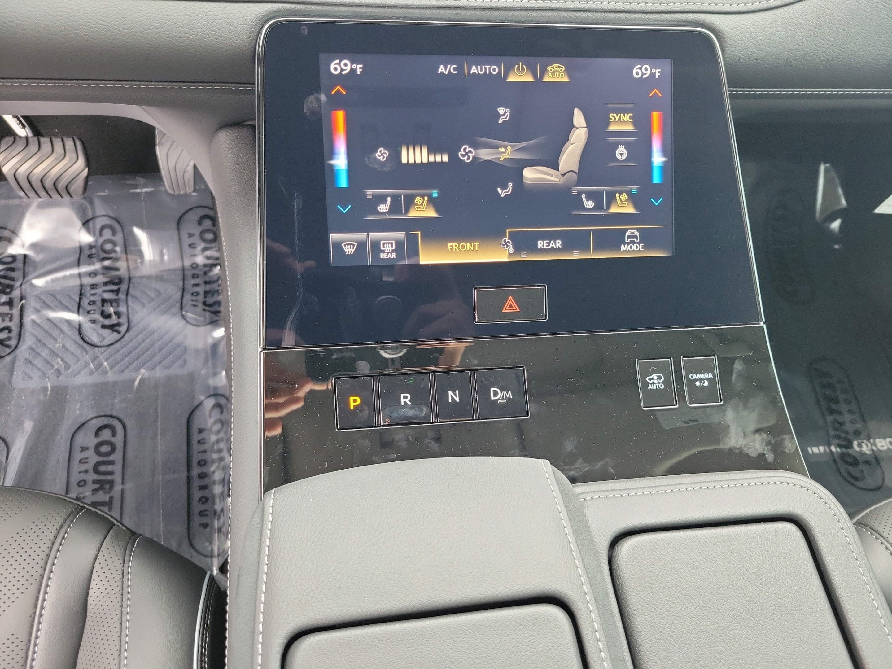 New 2027 INFINITI QX80 Luxe w/ Cargo Package RWD image 25