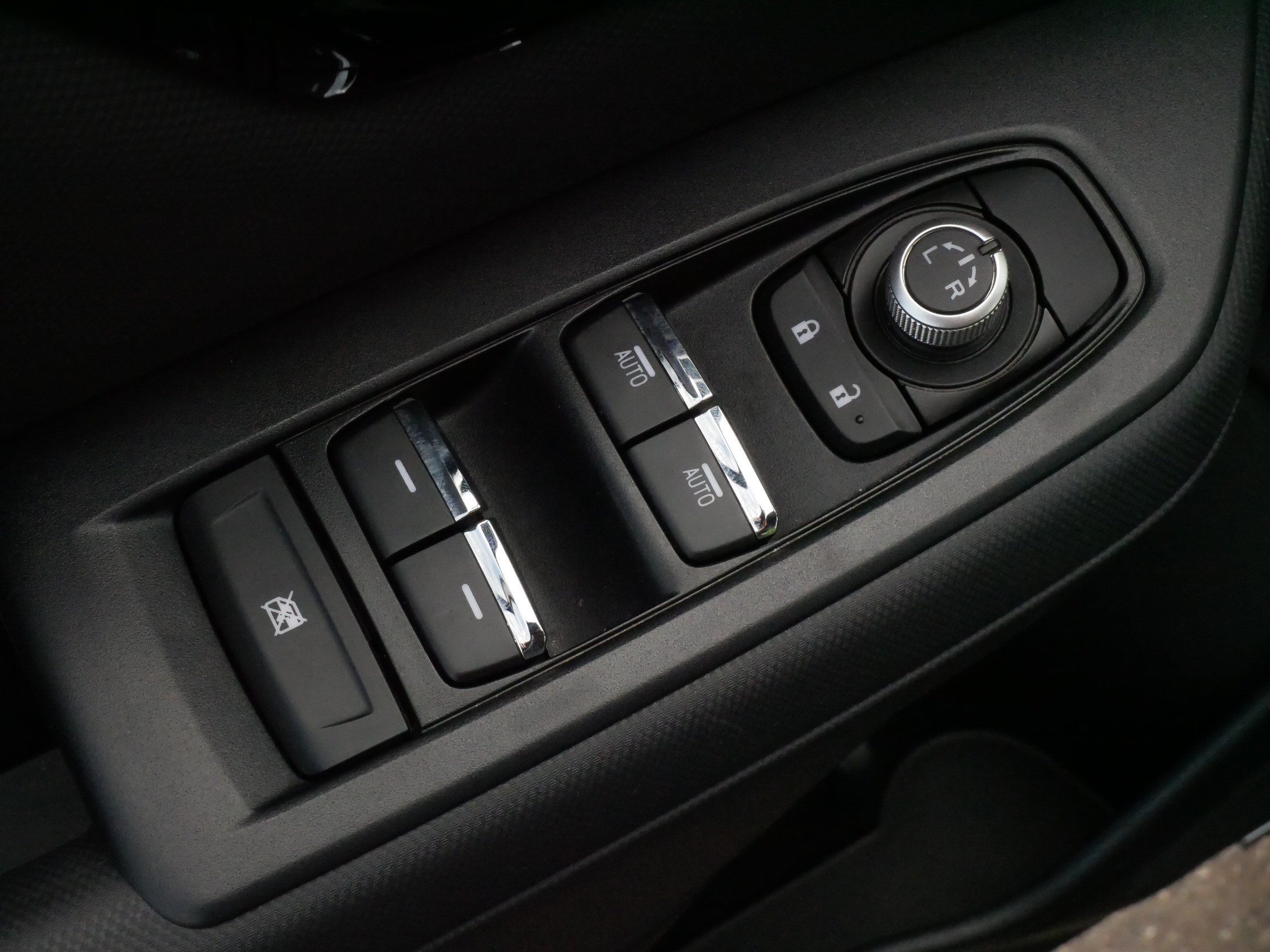 Used 2025 Subaru Forester Limited AWD/4WD image 19