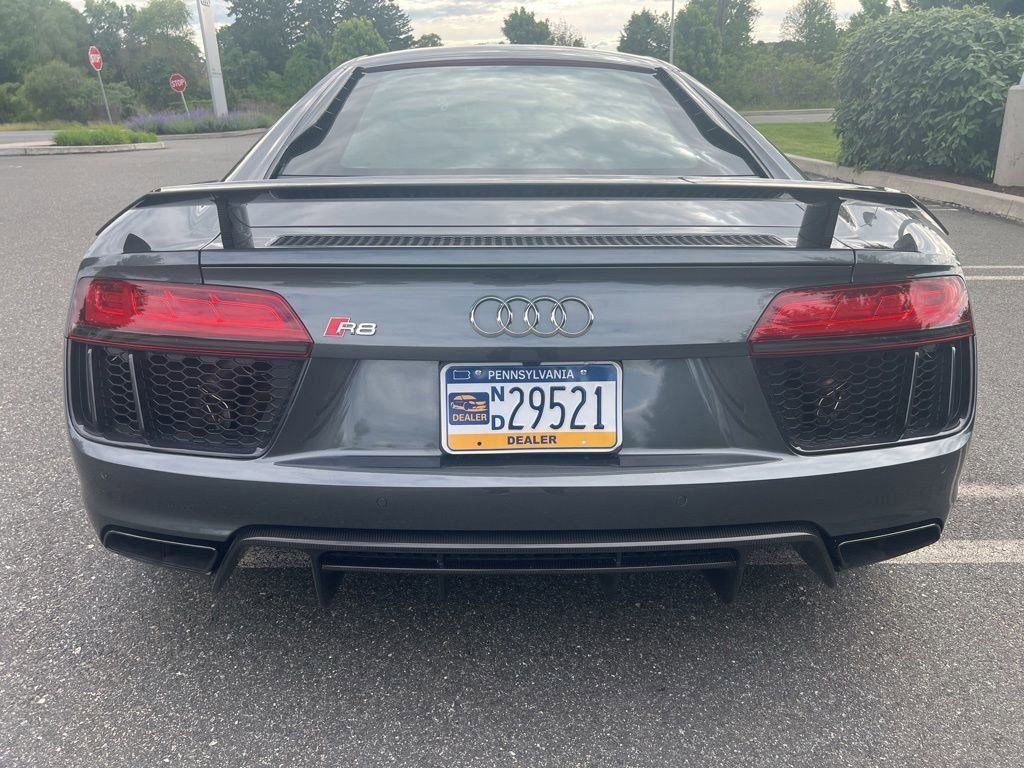 Used 2017 Audi R8 V10 plus AWD/4WD image 5